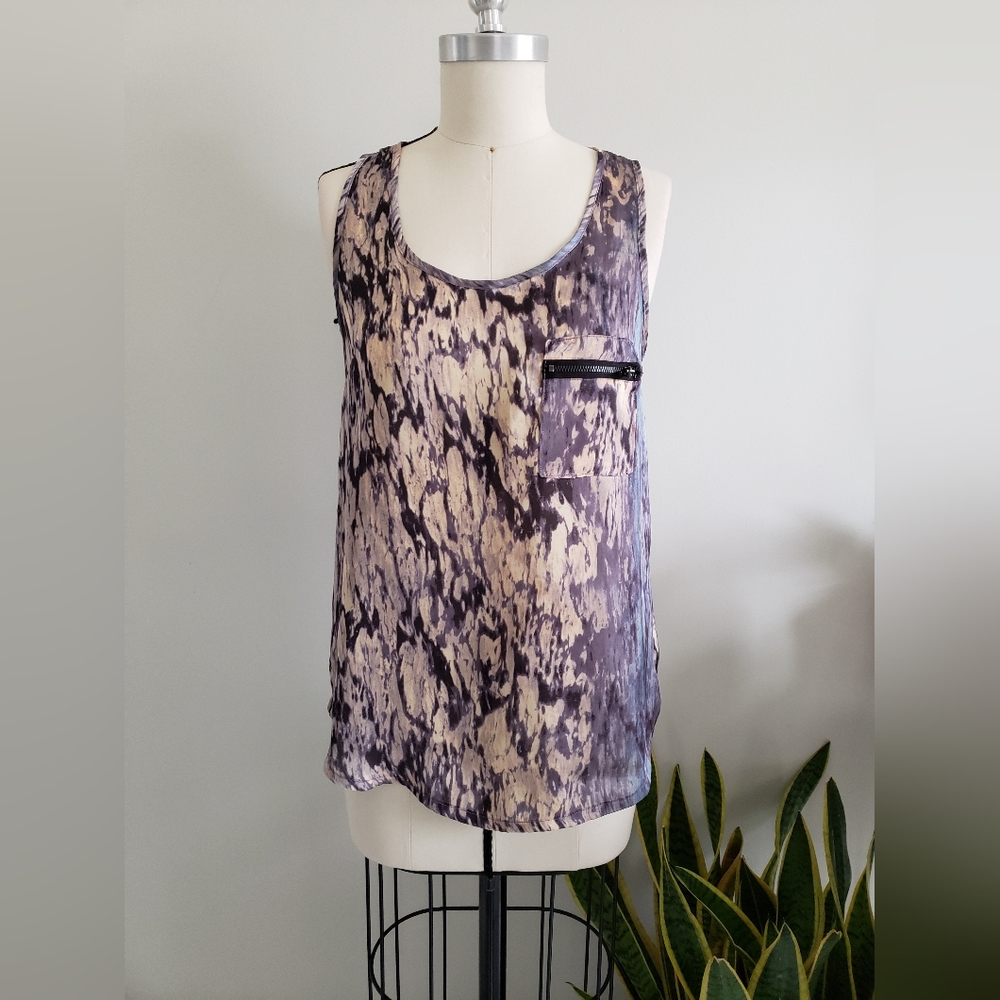 Marbled tie dye tank top with pocket